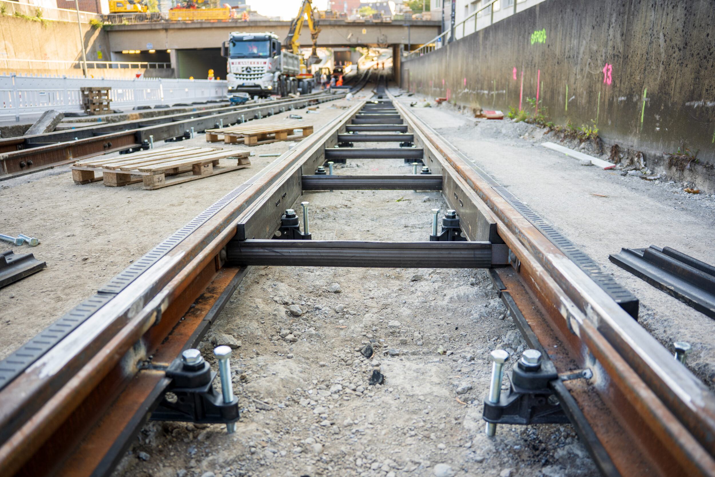 STRAILastic GRS - Verkürzte Bauzeiten durch optimierte Einbauabläufe