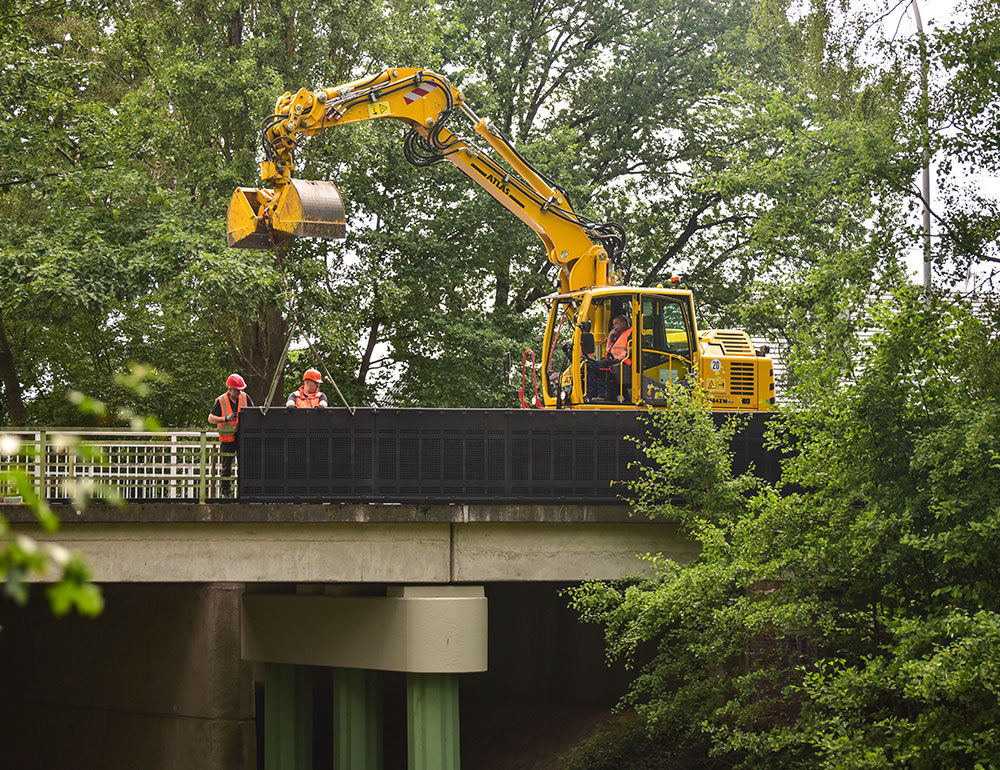 STRAILwave IP Einbau des Schallschutzes