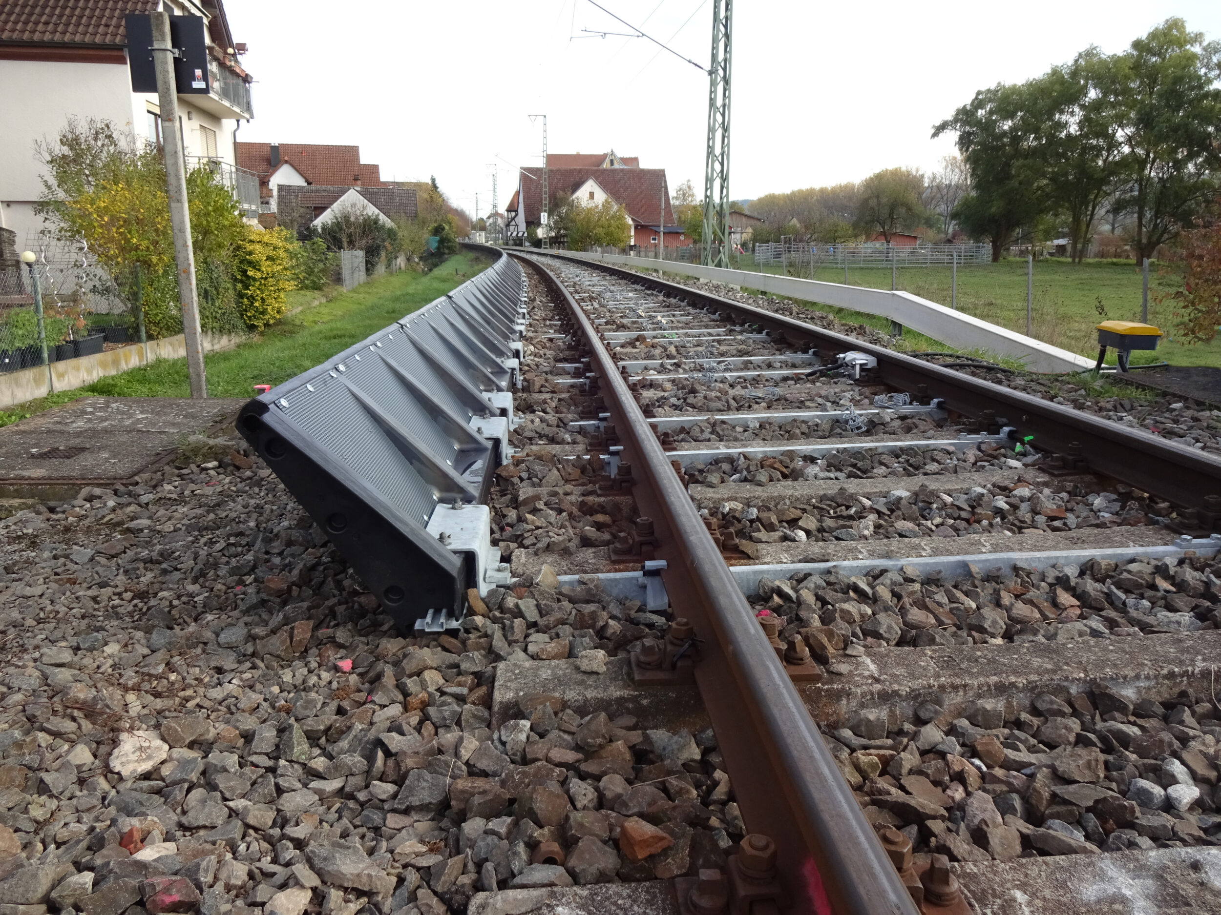 STRAILwave mSW360 - Schallschutzwand für Lärmschutz