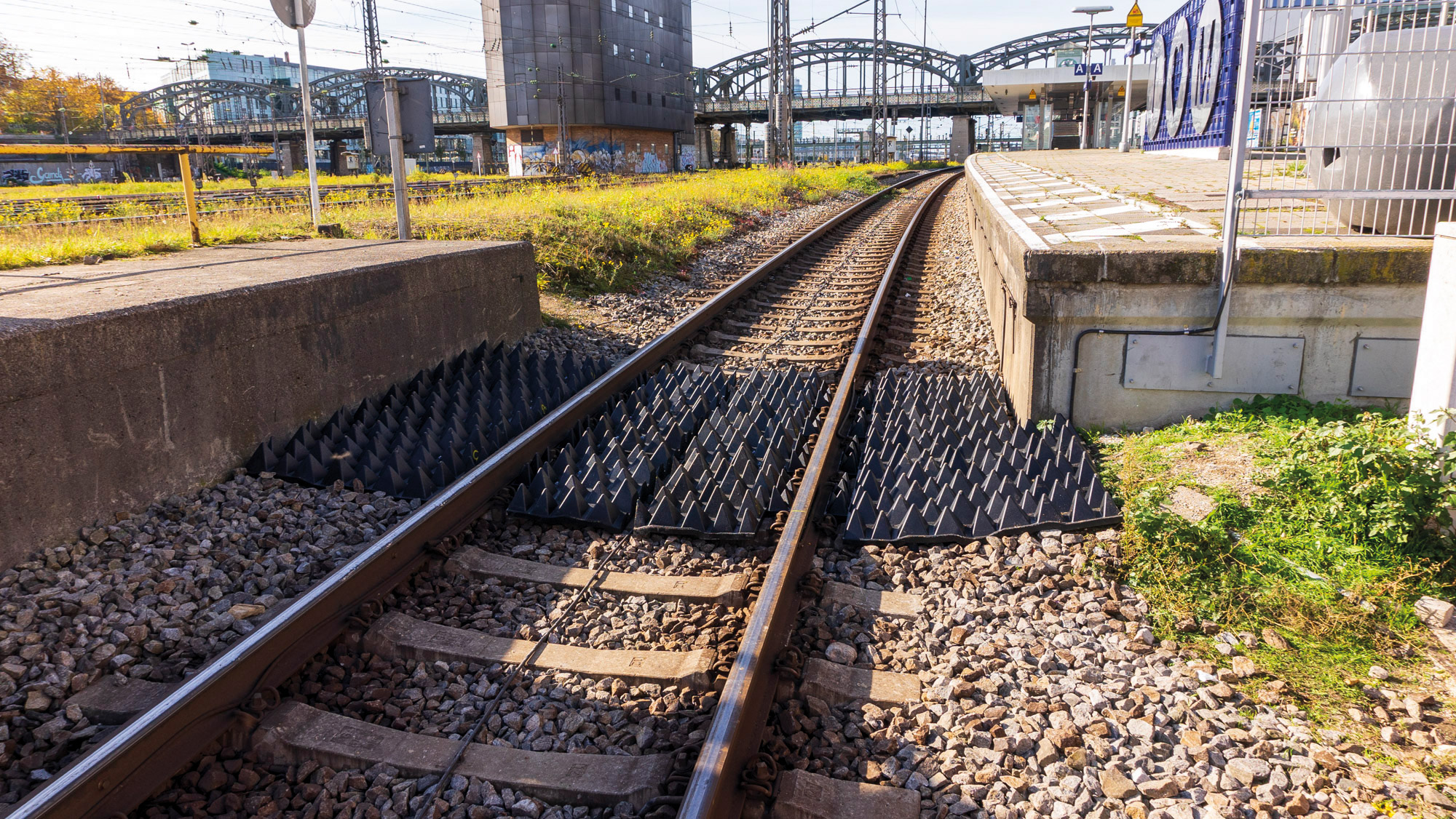 grid Zutrittsabschreckung Gleisbereich 1