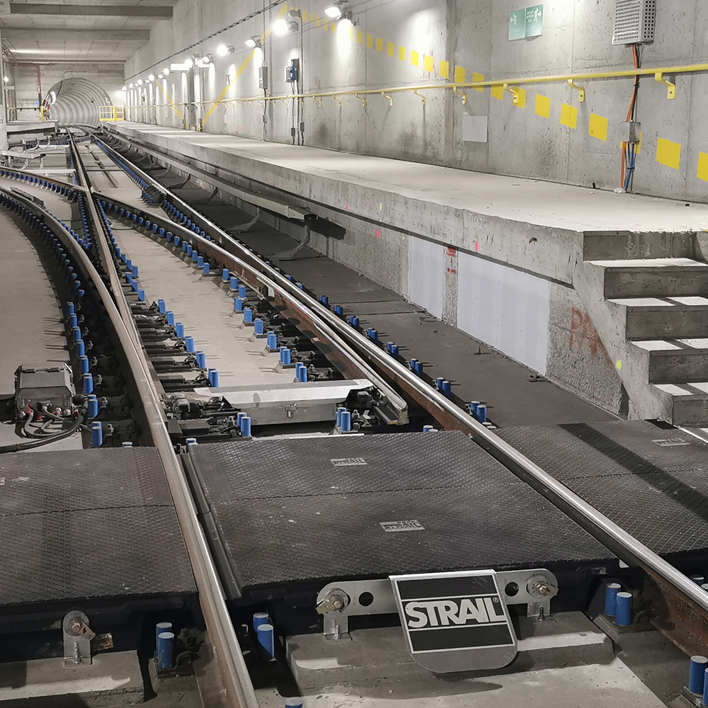 Sicherheit im Tunnel mit pede Überweg